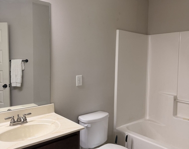 559 Madison Park Drive - Photo Thumbnail 35