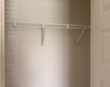 559 Madison Park Drive - Photo Thumbnail 22