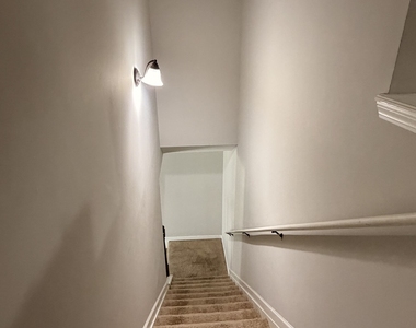559 Madison Park Drive - Photo Thumbnail 27