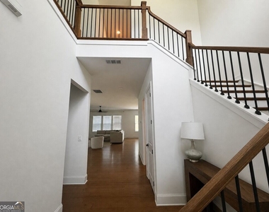 6725 Dahlgren Court - Photo Thumbnail 14