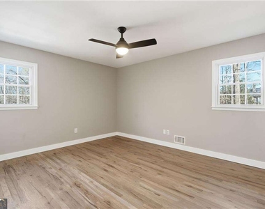 2810 Shaw Road - Photo Thumbnail 17