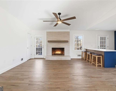 2810 Shaw Road - Photo Thumbnail 7