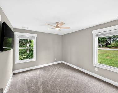 727 Old Collins Road - Photo Thumbnail 41