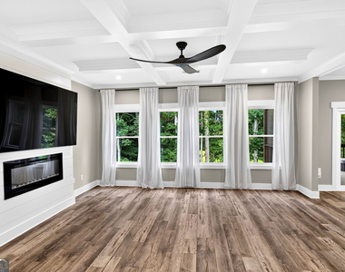 727 Old Collins Road - Photo Thumbnail 16