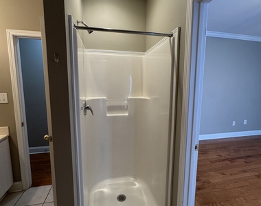 223 Milford Drive - Photo Thumbnail 12