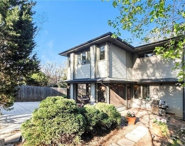 623 Ansley Street - Photo Thumbnail 41