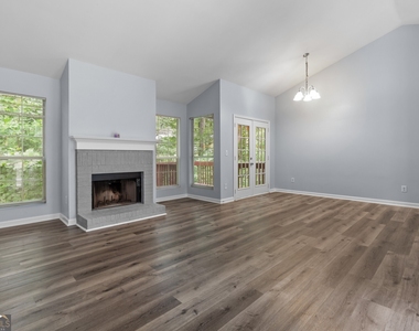 2262 Cobb Creek Drive - Photo Thumbnail 2