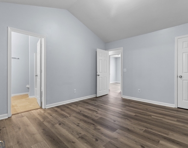 2262 Cobb Creek Drive - Photo Thumbnail 15