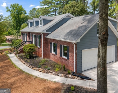 4521 S Roberts Drive - Photo Thumbnail 1