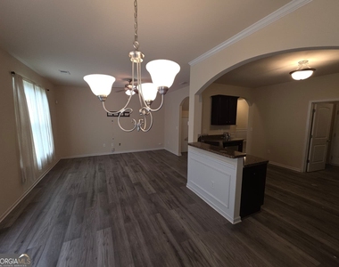 326 Lauren Drive - Photo Thumbnail 11