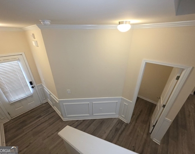 326 Lauren Drive - Photo Thumbnail 14