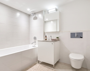 752 West End Avenue - Photo Thumbnail 8