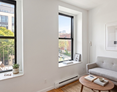 953 Columbus Avenue - Photo Thumbnail 2