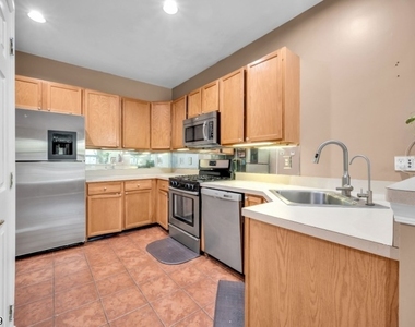 111 Cardigan Ct - Photo Thumbnail 1