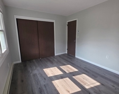 314 A Lake Shore South O1 - Photo Thumbnail 6