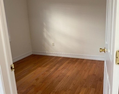 525 Central Avenue, Th9 - Photo Thumbnail 8