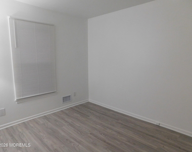 3 Atlantic Avenue - Photo Thumbnail 7