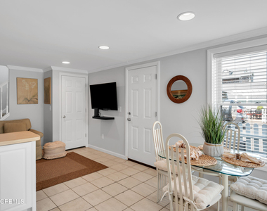 512 Main Avenue - Photo Thumbnail 12