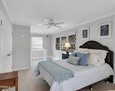 512 Main Avenue - Photo Thumbnail 5