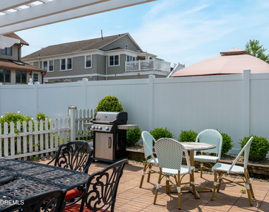 512 Main Avenue - Photo Thumbnail 29