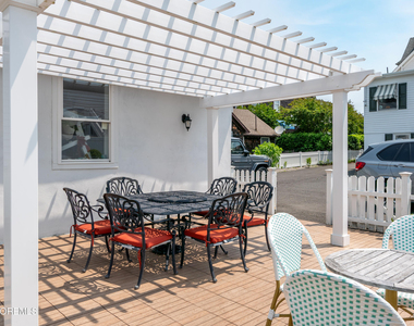 512 Main Avenue - Photo Thumbnail 26