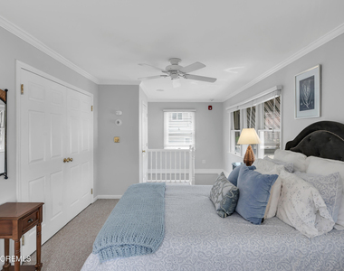512 Main Avenue - Photo Thumbnail 2