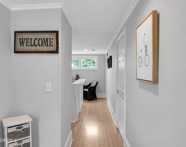 512 Main Avenue - Photo Thumbnail 3