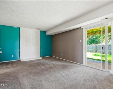 200 Pacific Avenue - Photo Thumbnail 17