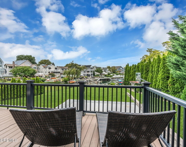 102 Inlet Terrace - Photo Thumbnail 2