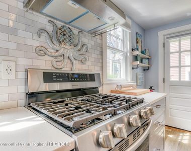88 Broadway - Photo Thumbnail 27
