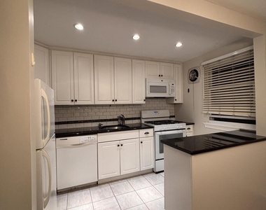 139 Manor Drive - Photo Thumbnail 1