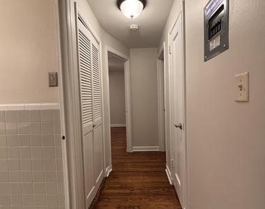139 Manor Drive - Photo Thumbnail 5