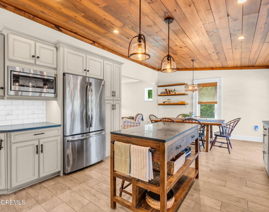 566 Prospect Avenue - Photo Thumbnail 18