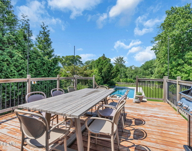 566 Prospect Avenue - Photo Thumbnail 38