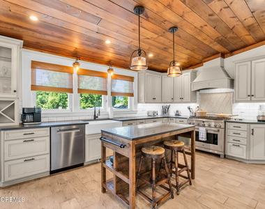 566 Prospect Avenue - Photo Thumbnail 16