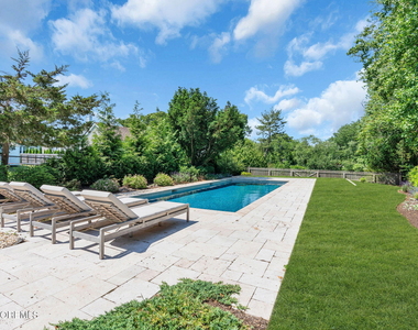 566 Prospect Avenue - Photo Thumbnail 40