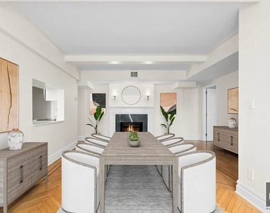 East 68 Street - Photo Thumbnail 1
