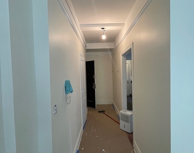 East 80th Street - Photo Thumbnail 12