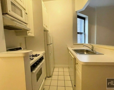 East 84 Street - Photo Thumbnail 1