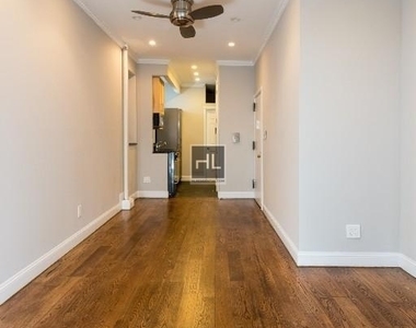 Tenth Avenue - Photo Thumbnail 1