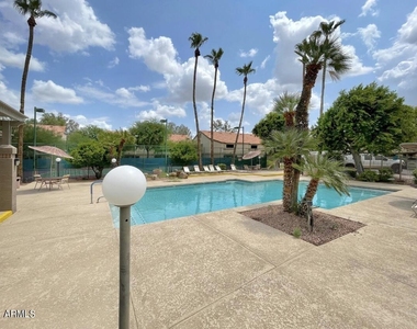 1287 N Alma School Road - Photo Thumbnail 19