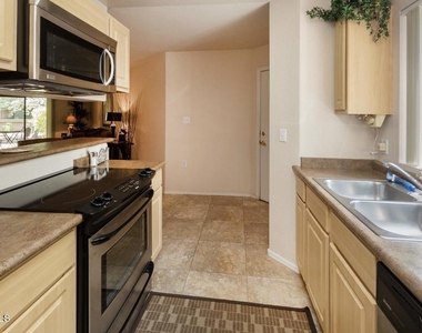 1287 N Alma School Road - Photo Thumbnail 3