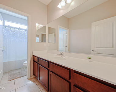 17717 W Mandalay Lane - Photo Thumbnail 19