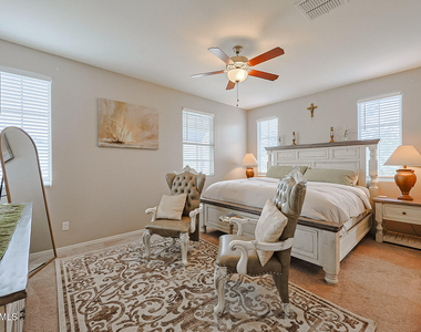 17717 W Mandalay Lane - Photo Thumbnail 22