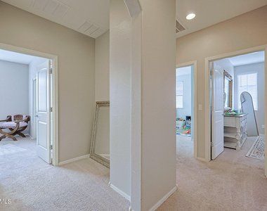 17717 W Mandalay Lane - Photo Thumbnail 15