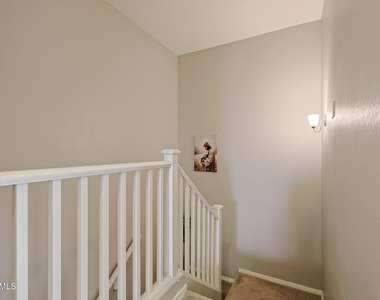 17717 W Mandalay Lane - Photo Thumbnail 13
