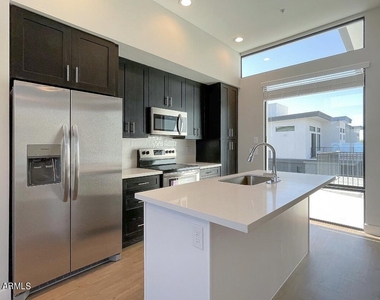 6060 E Baseline Road - Photo Thumbnail 11