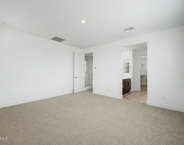 21505 E Sparrow Drive - Photo Thumbnail 19