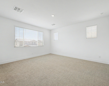 21505 E Sparrow Drive - Photo Thumbnail 18