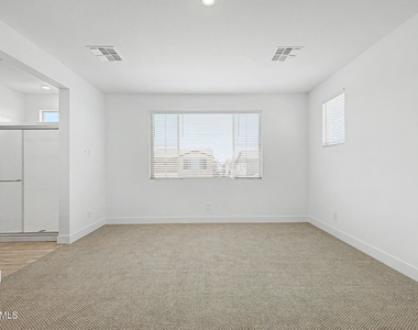 21505 E Sparrow Drive - Photo Thumbnail 20